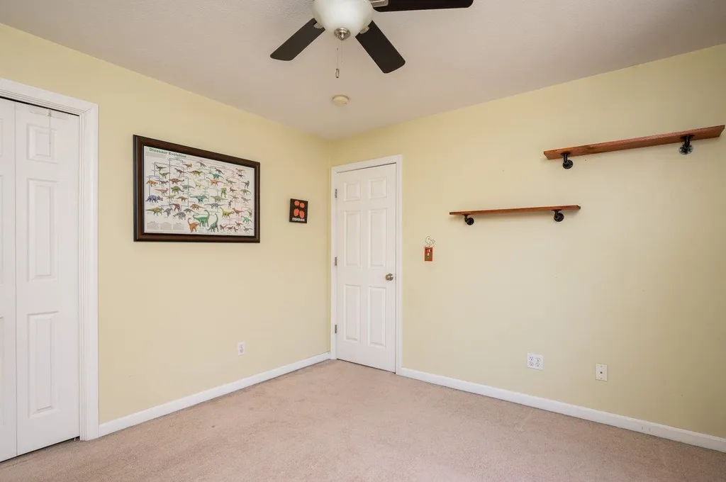 163 Oak Hill Road Barrington NH 03825