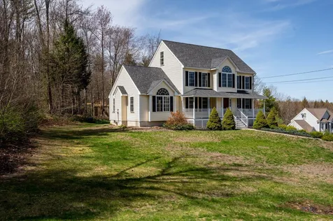 163 Oak Hill Road Barrington NH 03825