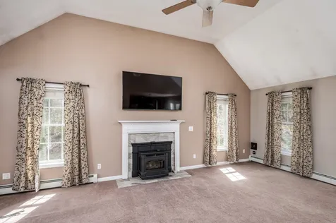 163 Oak Hill Road Barrington NH 03825