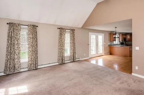 163 Oak Hill Road Barrington NH 03825