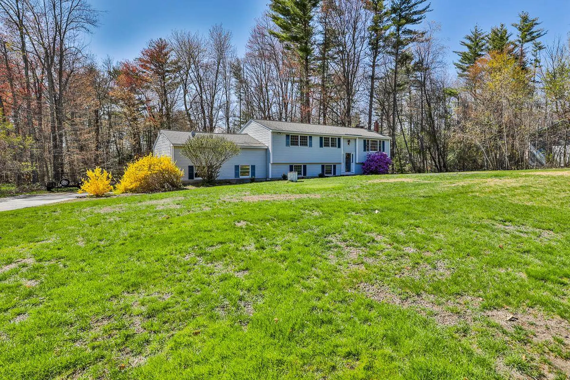 9 Four Seasons Lane Merrimack NH 03054