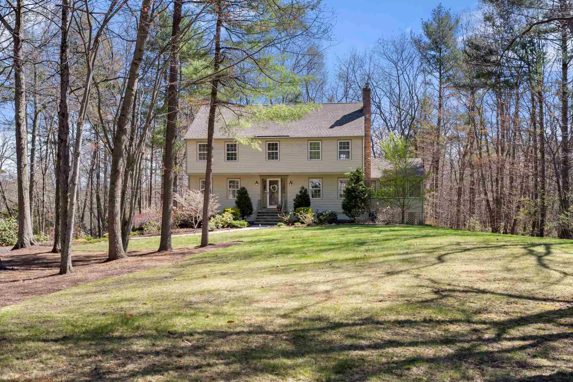 33 Blossom Road Windham NH 03087