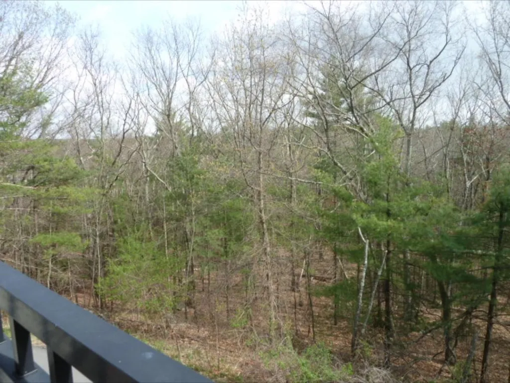 9 St James Place Nashua NH 03062