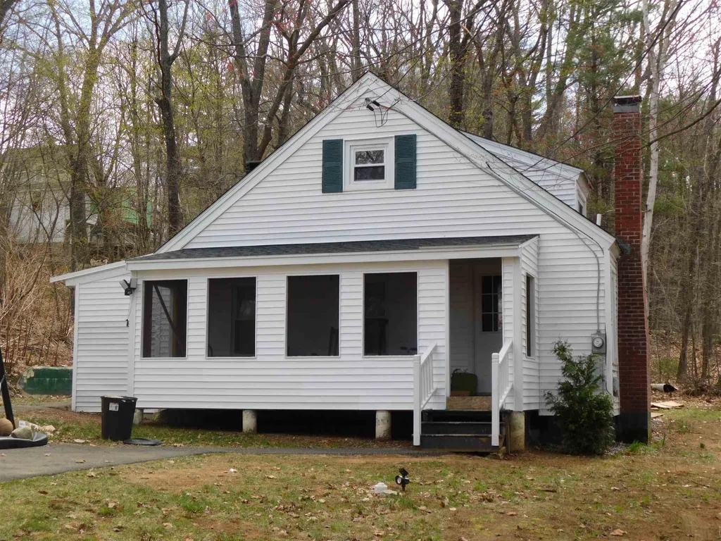 71 Edwards Street Laconia NH 03246