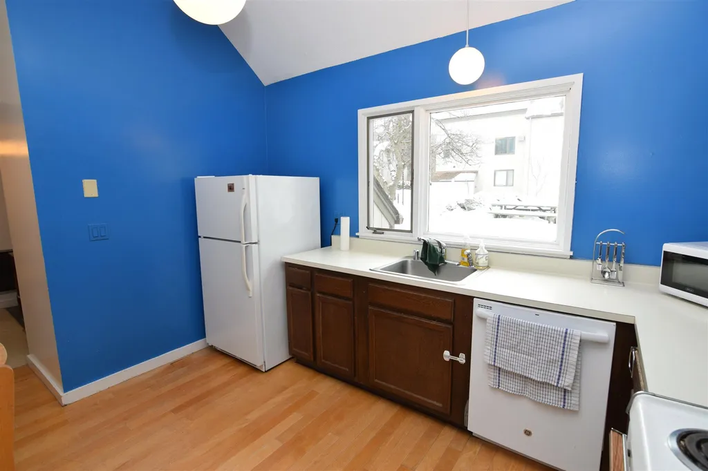 122 Brook Hollow Road Hanover NH 03755