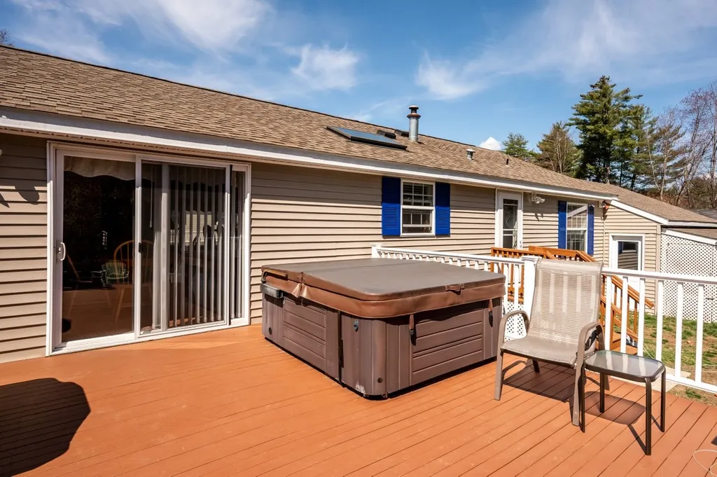 24 Briar Drive Rochester NH 03867