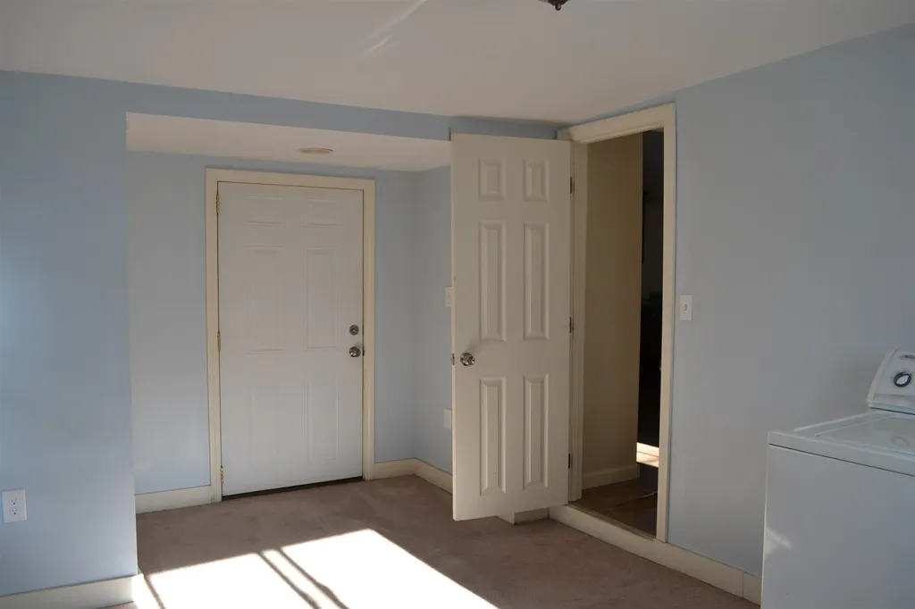 12 Clinton Street Concord NH 03301