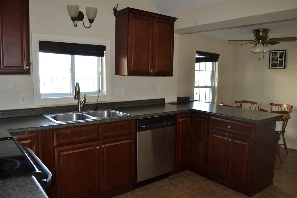 12 Clinton Street Concord NH 03301