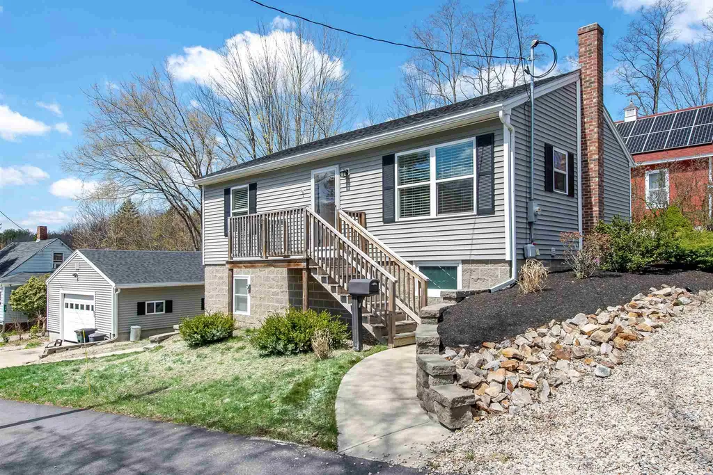 10 Garland Street South Berwick ME 03908