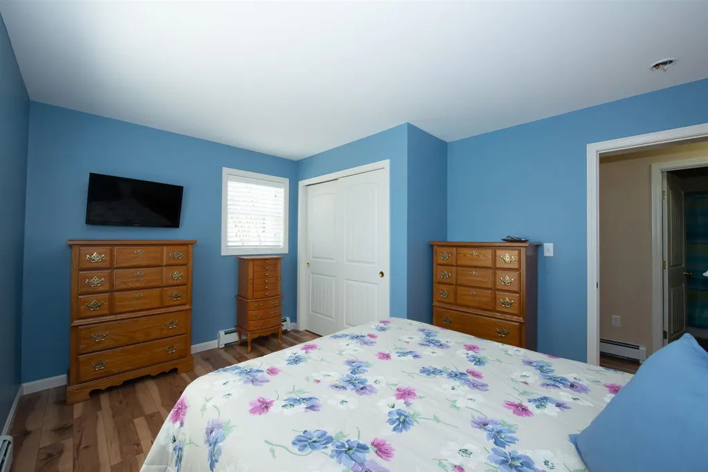 10 Garland Street South Berwick ME 03908