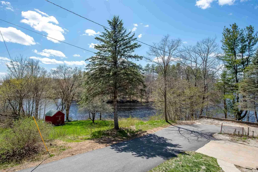 10 Garland Street South Berwick ME 03908