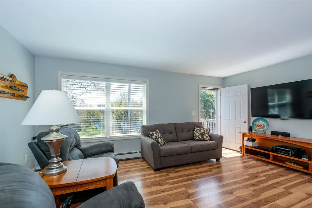 10 Garland Street South Berwick ME 03908