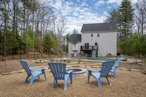 4 Winslow Drive East Kingston NH 03827
