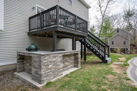 4 Winslow Drive East Kingston NH 03827