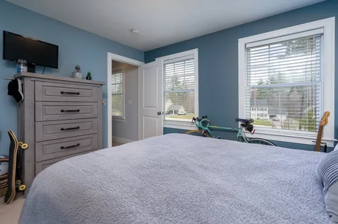 4 Winslow Drive East Kingston NH 03827