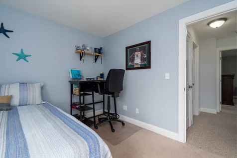 4 Winslow Drive East Kingston NH 03827