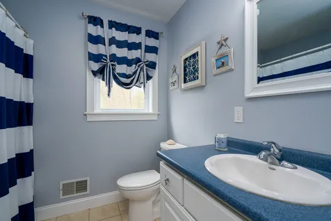 4 Winslow Drive East Kingston NH 03827