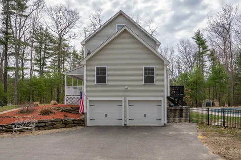 4 Winslow Drive East Kingston NH 03827