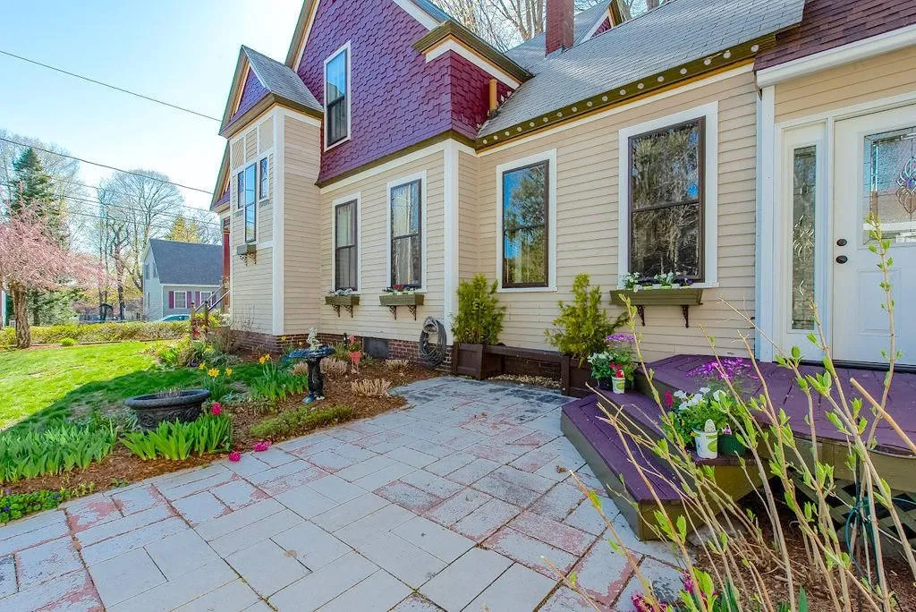 60 Prospect Street Rochester NH 03867
