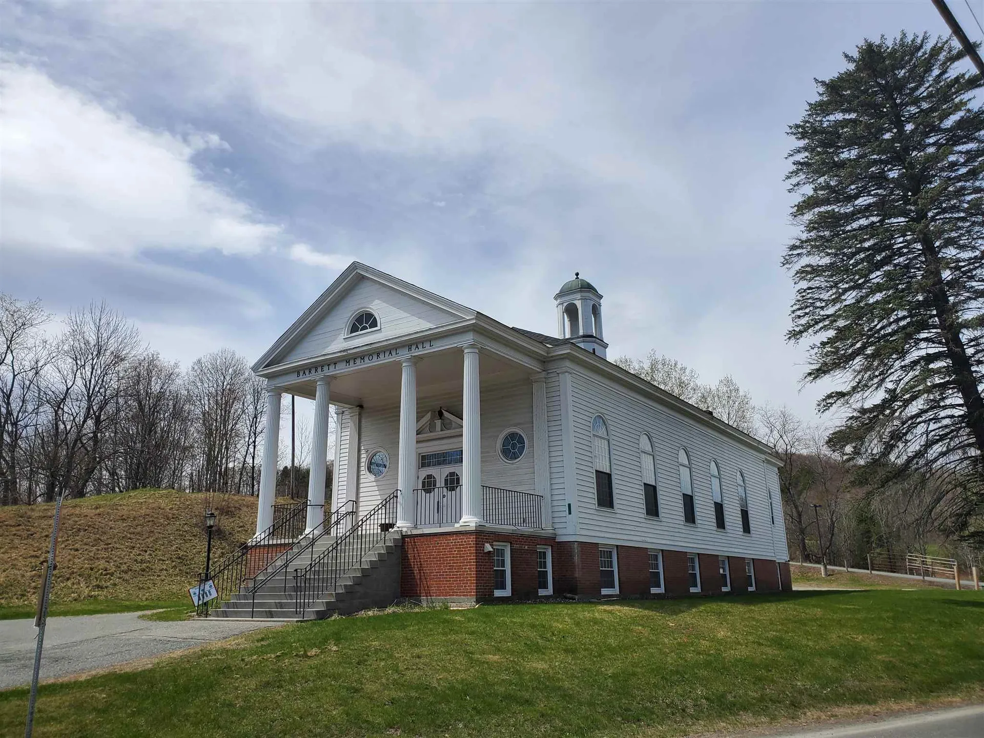 56 Alger Brook Road Strafford VT 05072