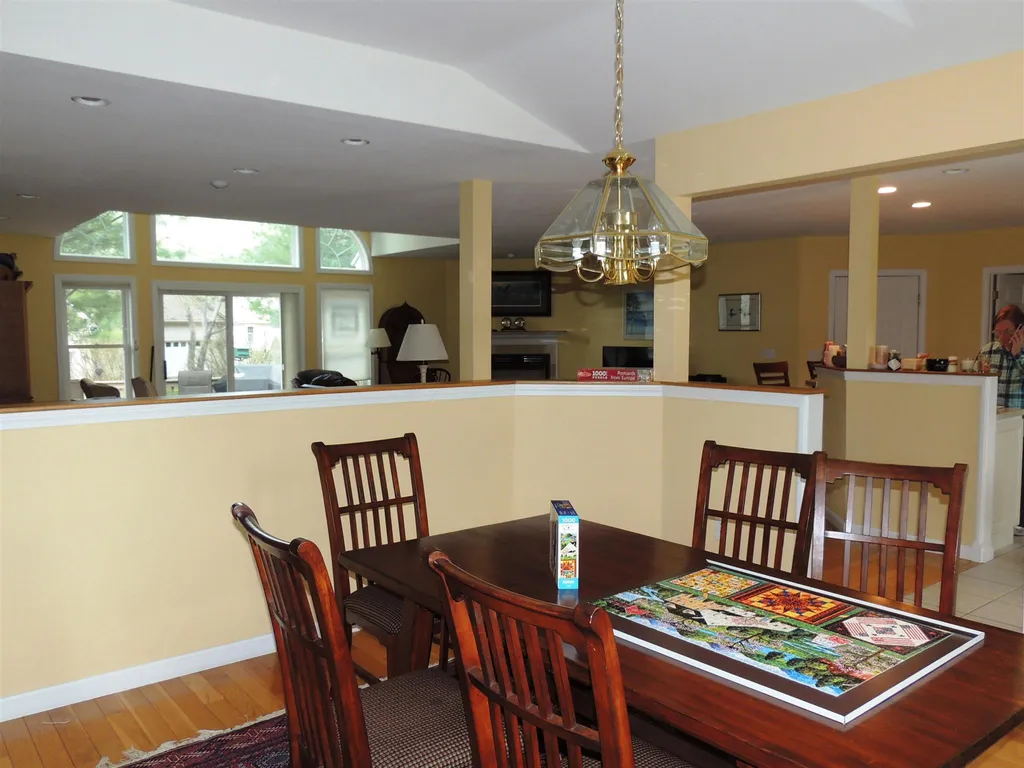 1480 Old North Main Street Laconia NH 03246