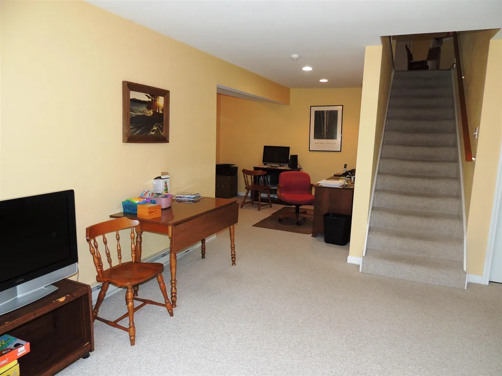 1480 Old North Main Street Laconia NH 03246