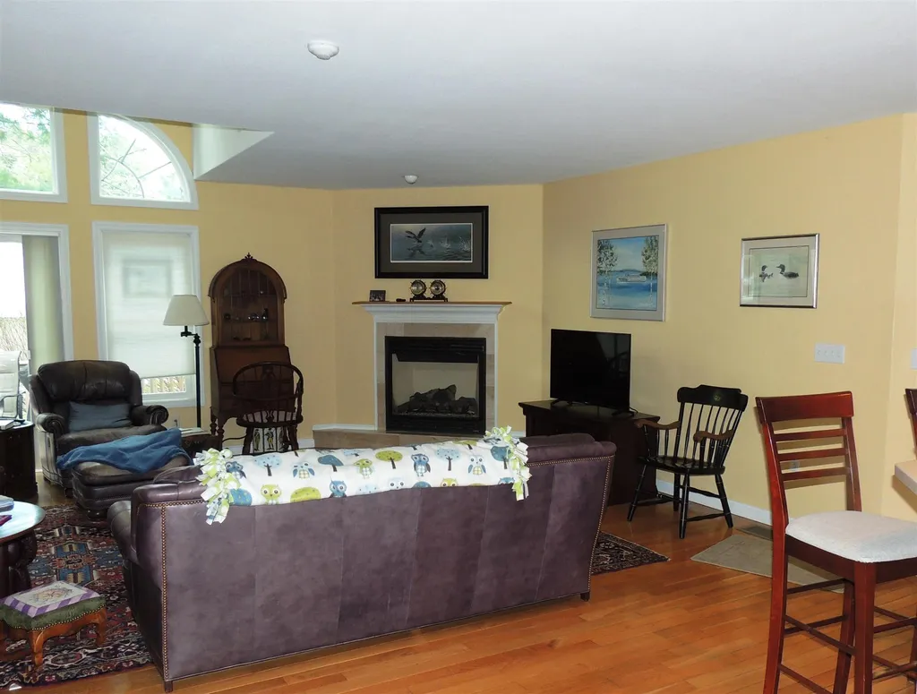 1480 Old North Main Street Laconia NH 03246