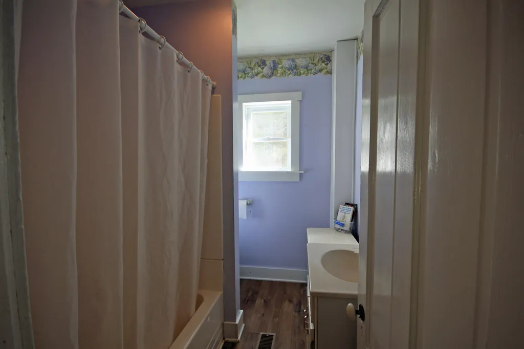 7478 Pomfret Road Pomfret VT 05053