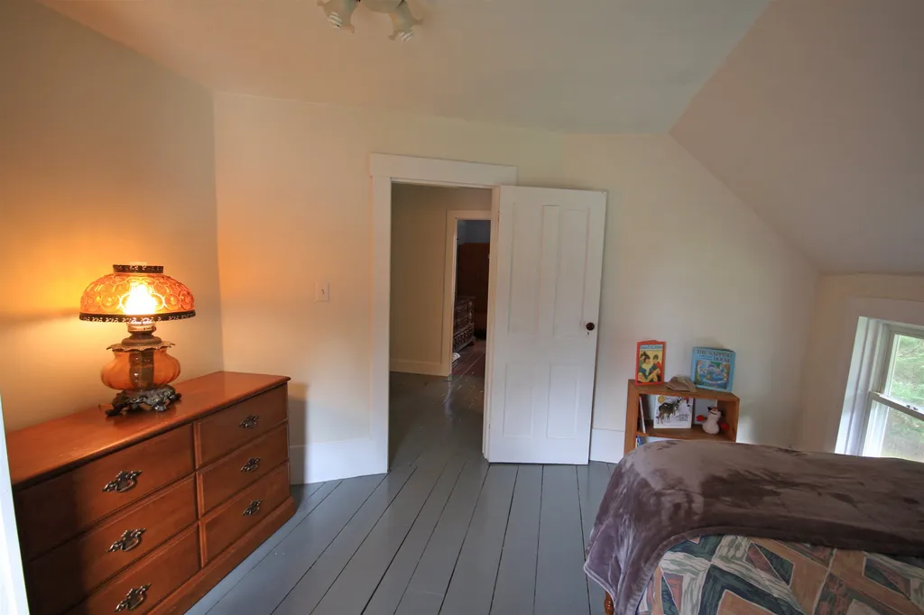 7478 Pomfret Road Pomfret VT 05053