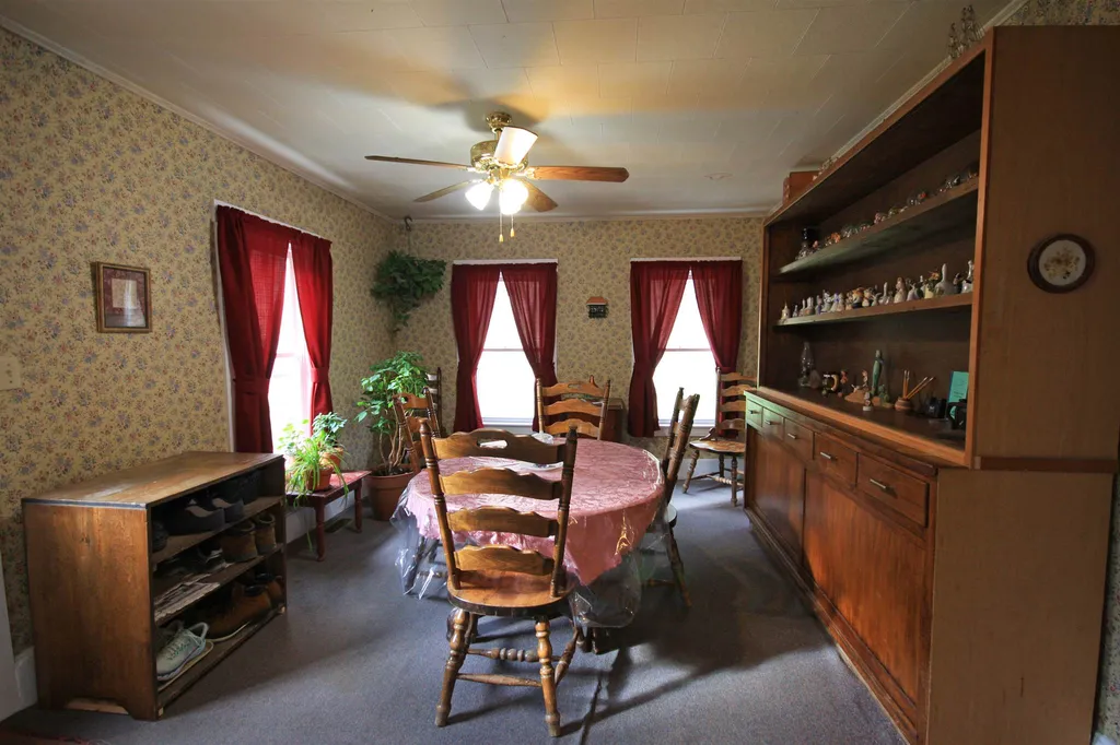 7478 Pomfret Road Pomfret VT 05053