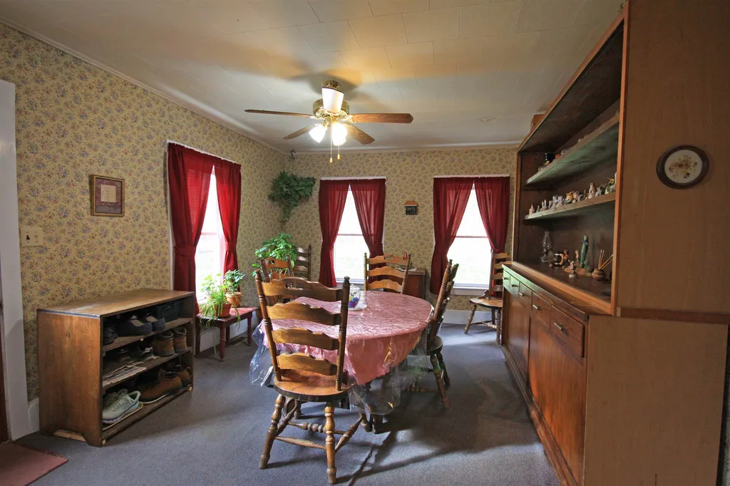 7478 Pomfret Road Pomfret VT 05053