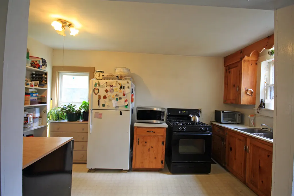 7478 Pomfret Road Pomfret VT 05053