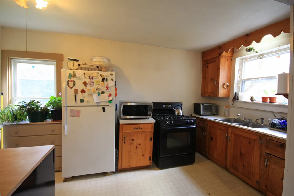 7478 Pomfret Road Pomfret VT 05053