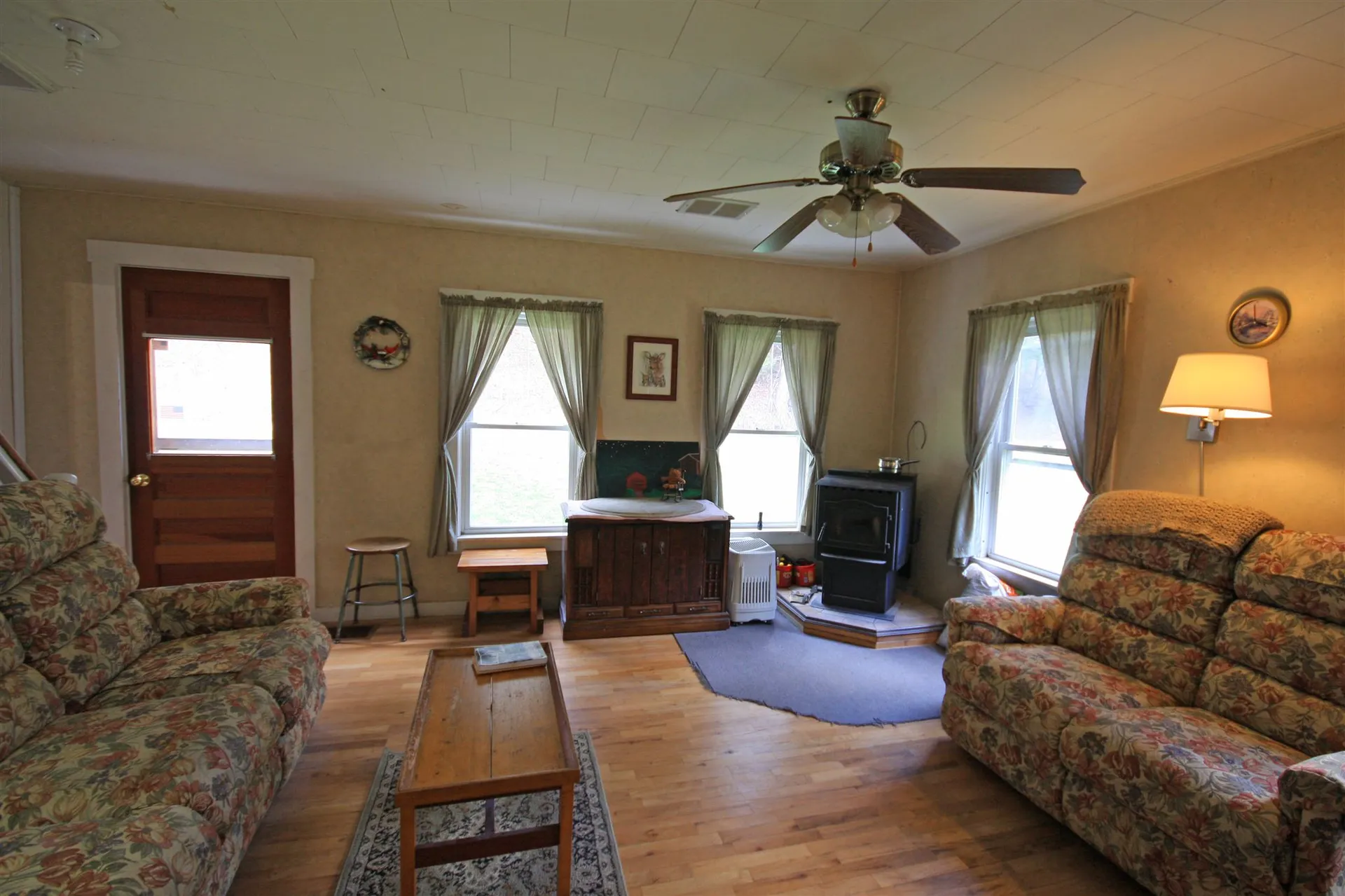 7478 Pomfret Road Pomfret VT 05053