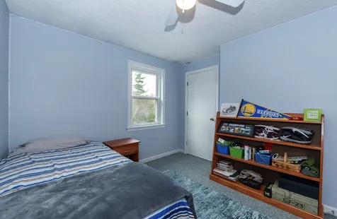 9 Colonial Drive Raymond NH 03077