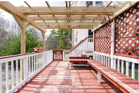 9 Colonial Drive Raymond NH 03077