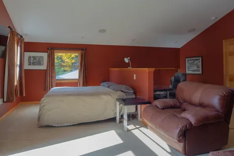 24 Laurel Street Brattleboro VT 05301