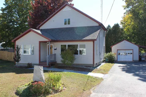 24 Laurel Street Brattleboro VT 05301