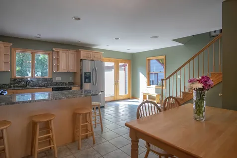 24 Laurel Street Brattleboro VT 05301