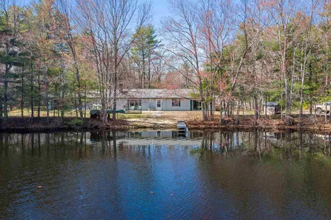 10 Travis Cove Road Kingston NH 03848