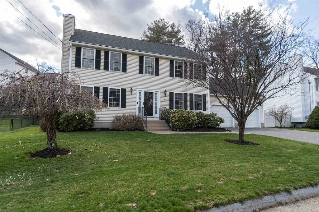 4 Whittemore Place Nashua NH 03064
