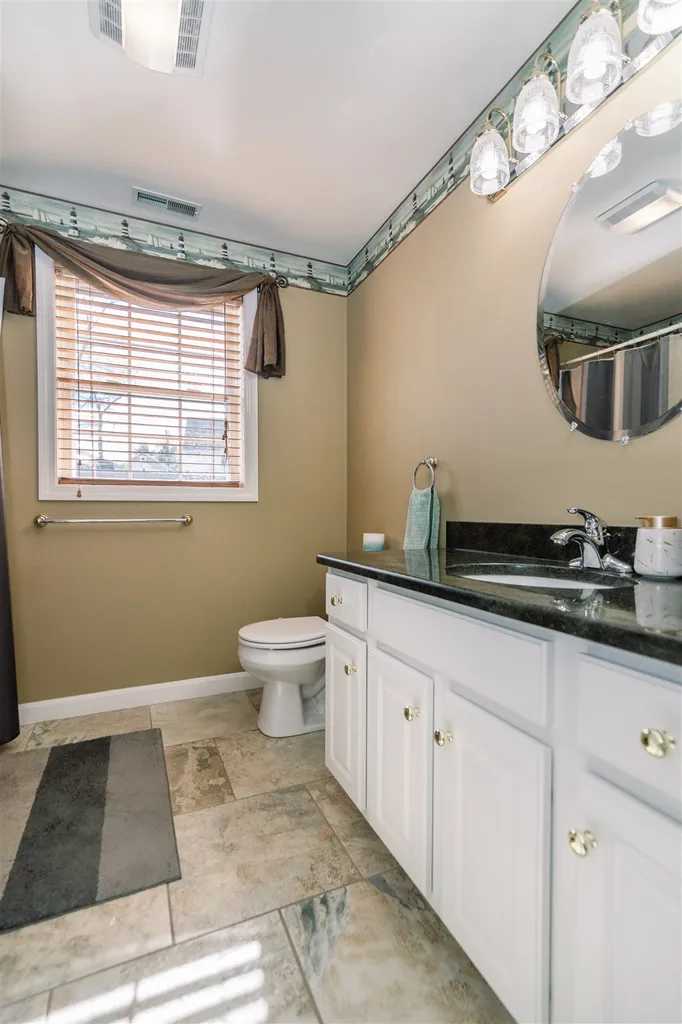 4 Whittemore Place Nashua NH 03064