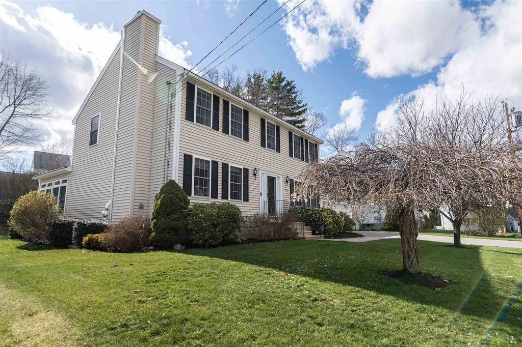 4 Whittemore Place Nashua NH 03064