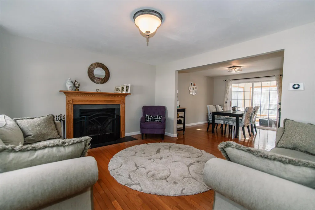 4 Whittemore Place Nashua NH 03064