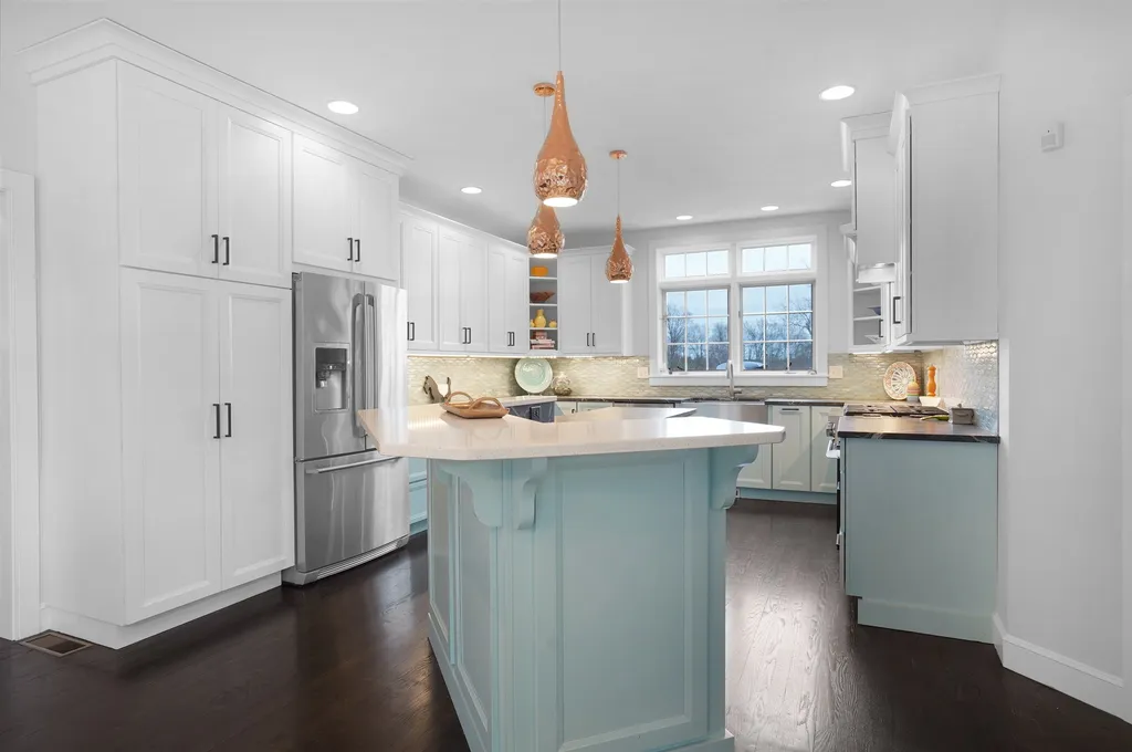 3 Middleton Drive Bedford NH 03110