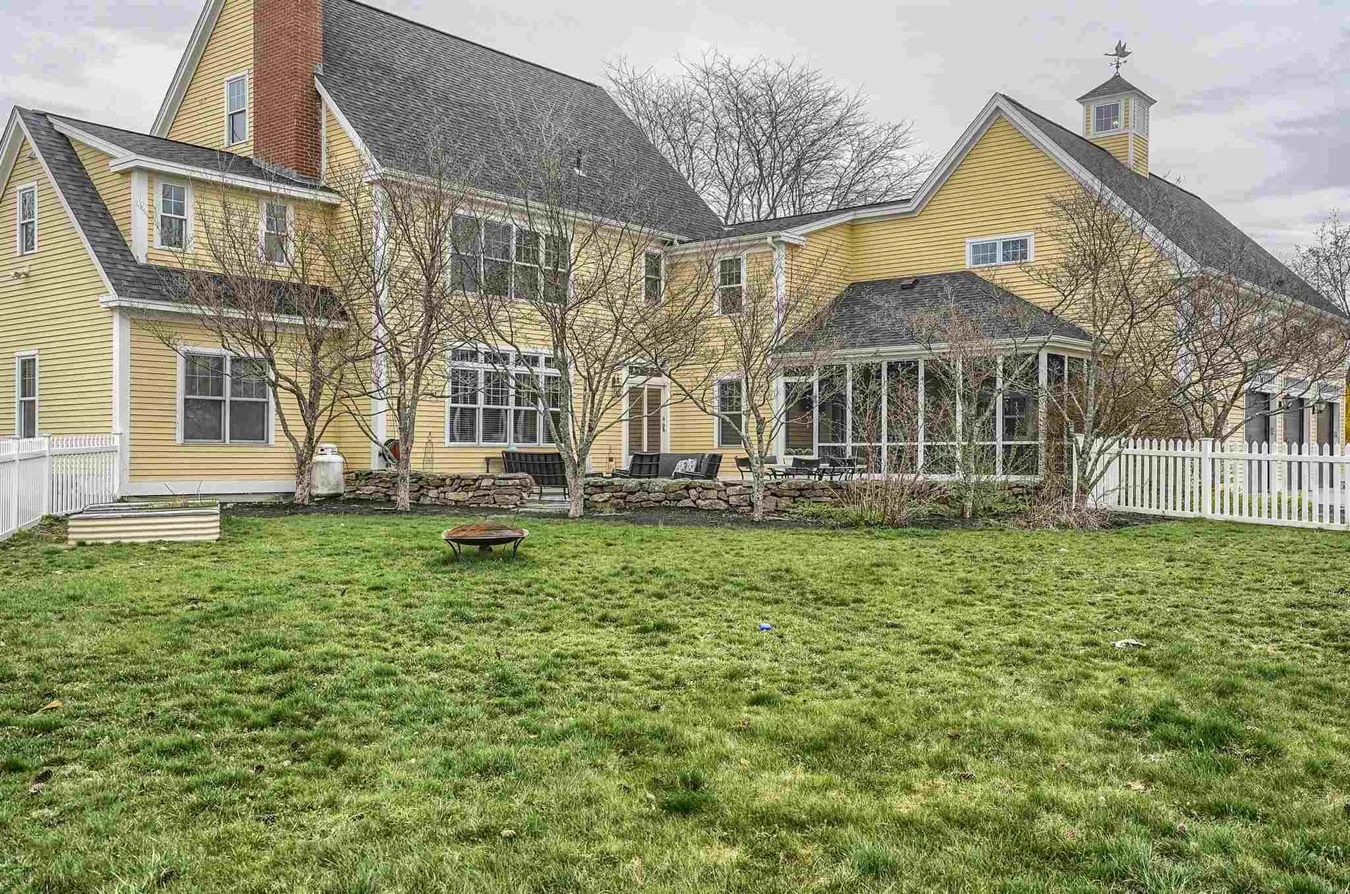 3 Middleton Drive Bedford NH 03110