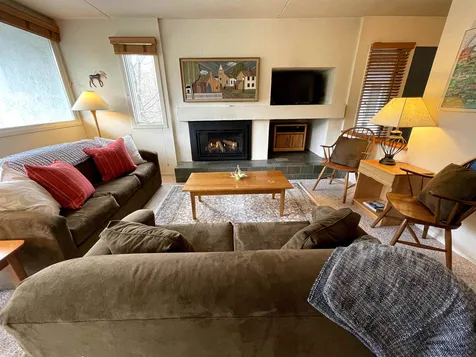 102 Upper Phase Road Warren VT 05674
