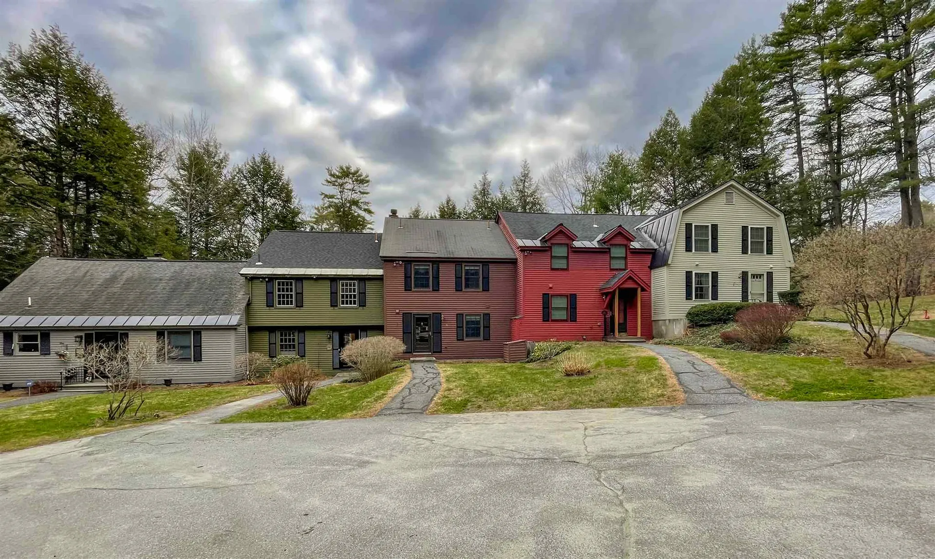 824 Hard Road Hartford VT 05059