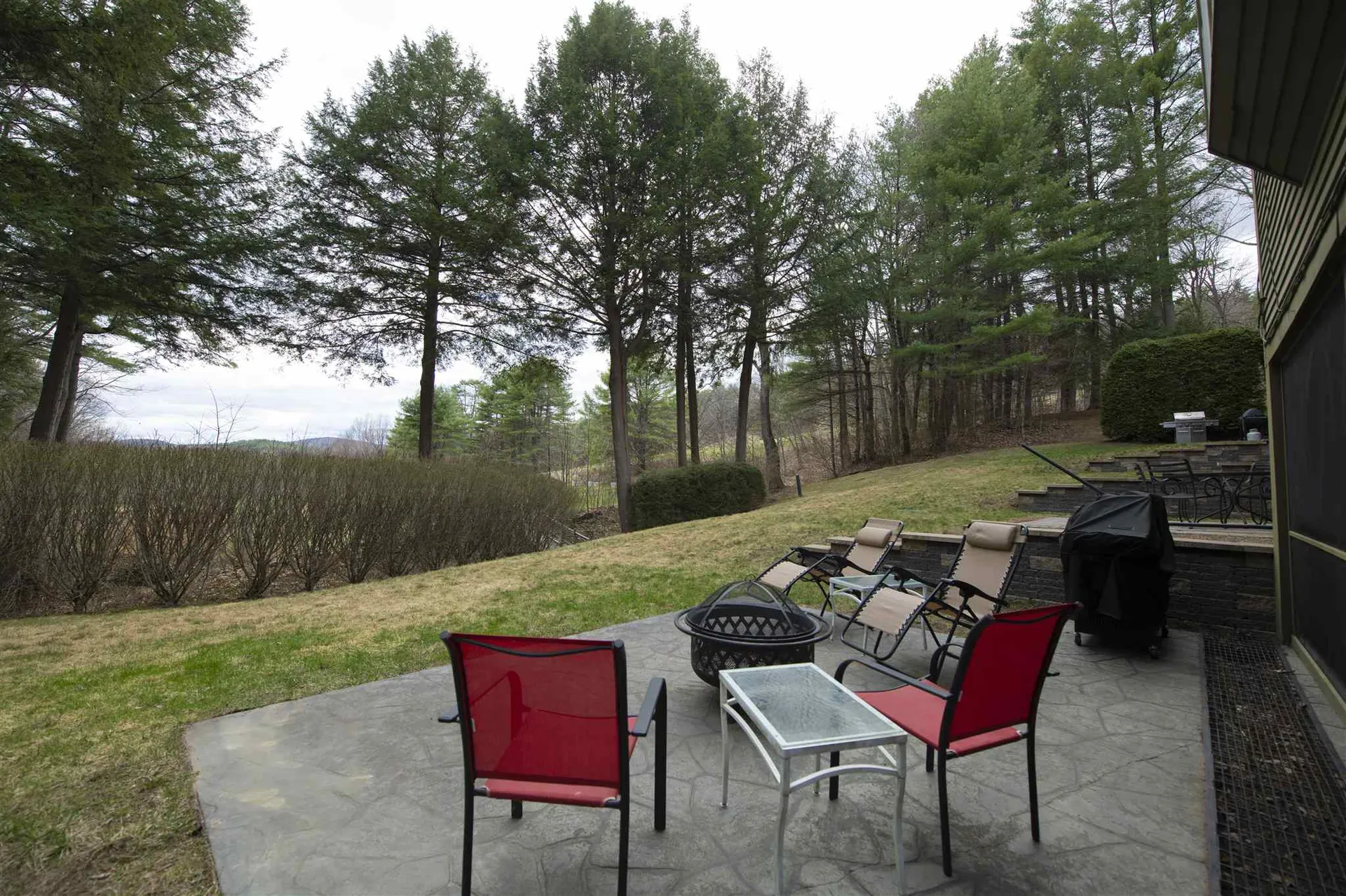 824 Hard Road Hartford VT 05059