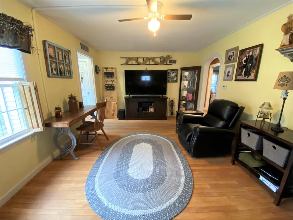 29 Spencer Avenue Claremont NH 03743